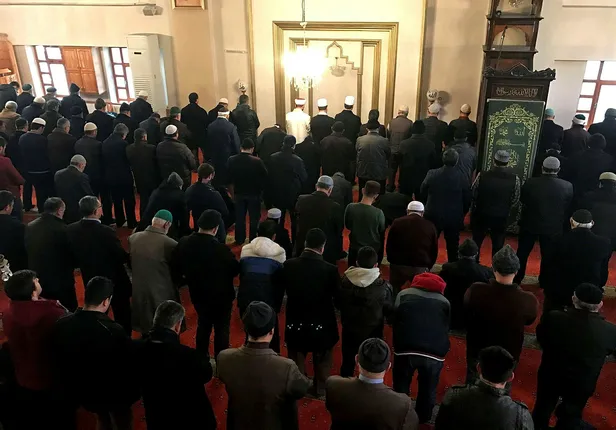 ilk-teravih-bugun-mu-1-nisan-teravih-namazi-var-mi-2022-ramazanin-ilk-teravih-namazi-ne-zaman-hangi-gun-kilina-1648814347831.jpg İlk teravih bugün mü? 1 Nisan teravih namazı var mı? 2022 Ramazan'ın ilk teravih namazı ne zaman, hangi gün kılınacak? - 5