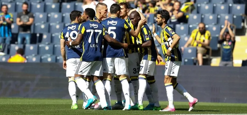 Fenerbahçe, Çaykur Rizespor karşısında son anlarda güldü
