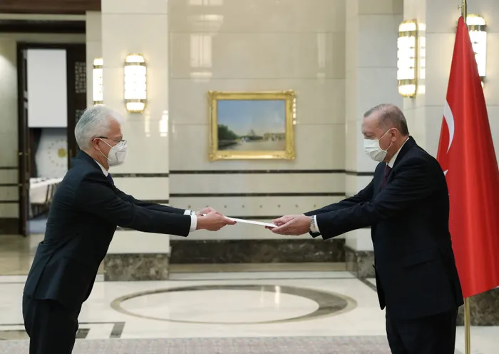 Son dakika: Başkan Erdoğan'dan Cumhurbaşkanlığı Külliyesi'nde peş peşe önemli kabuller - 4