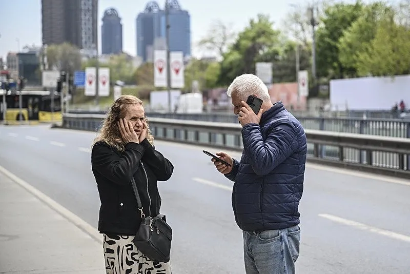 BİR DEPREM DAHA! 4.9 İLE SALLANDILAR