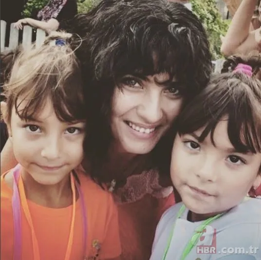 Arda Turan ve Aslıhan Doğan’ın oğulları Hamza Arda Ege sahillerinde ilgi odağı oldu 24