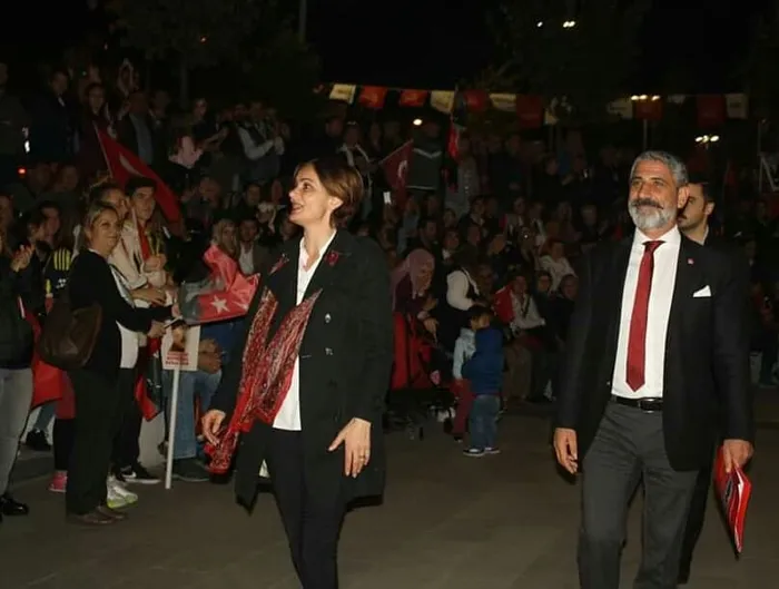 Bu mu liyakat? CHP’li Tuzla İlçe Başkanı Hasan Uzunyayla ve Tuzla Belediye Başkan adayı Salim Gürsoy İBB’de göreve başladı - 6