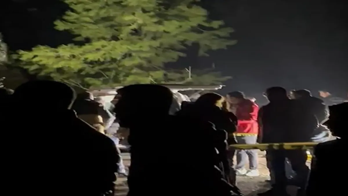 Mezarlıkta korkunç saldırı! 2 genç park halindeki araçta ölü bulundu