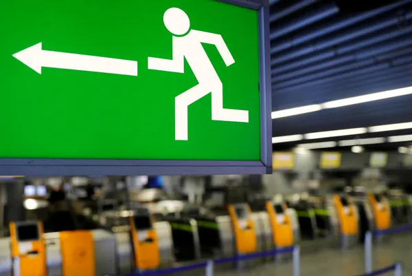 Almanya’da personel krizi: 2 bin uçuş iptal edildi