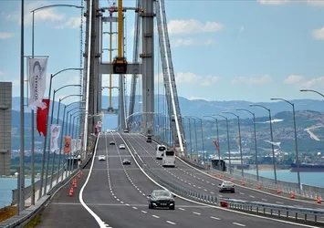 Fondaş medya 2023'e yalan haberle başladı! Karar ve Halk TV'nin "köprü ile otoyol geçiş ücretine rekor zam" haberleri yalanlandı