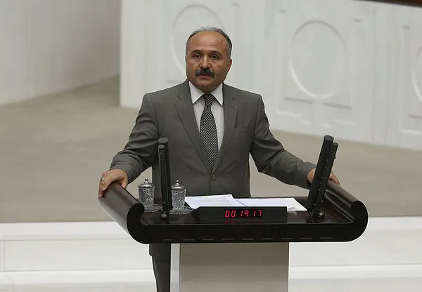 MHP'li vekil Erhan Usta disipline sevk edildi (Erhan Usta kimdir?) - 1