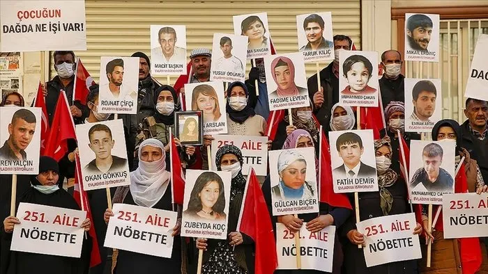 Diyarbakırlı anneden HDP’ye sert tepki! Oğlumu sakat ettiler