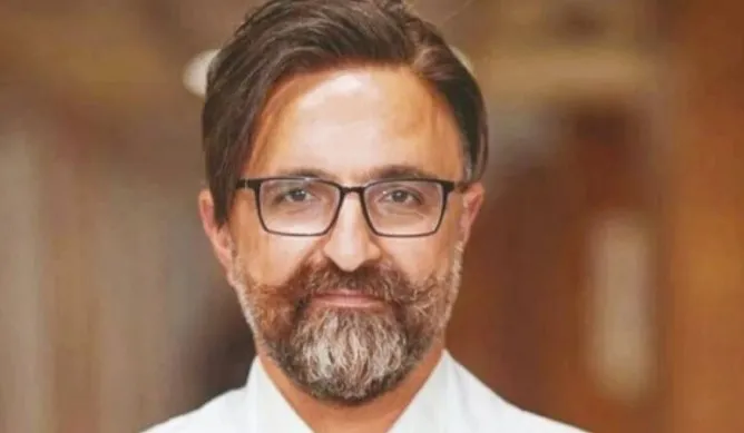 Yenidoğan skandalında yeni detaylar! Bu kez Beykent Üniversitesi Hastanesi: Fırat Sarı’nın o doktorla konuşmaları ortaya çıktı