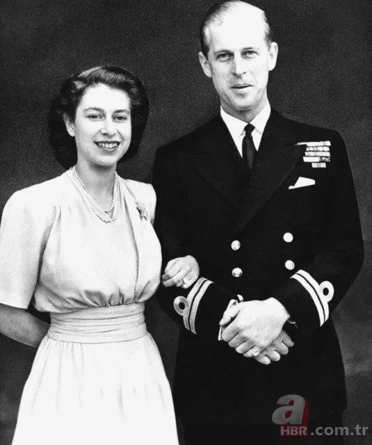 Kraliçe Elizabeth’in sır dolu mektubu: 2085 yılında açılacak | 2 eşya ile birlikte gömülecek