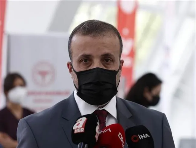 Koronavirüs aşısı vatandaşın ayağına gidiyor! Tren garında aşı uygulama merkezi açıldı