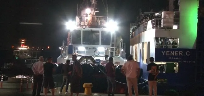 Feribot denizin ortasında arızalanınca yolcular isyan etti!