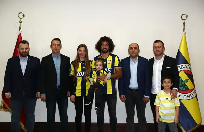 Fenerbahçe'nin yeni transferi konuştu: Ait olduğum yerdeyim - 1