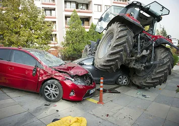 TBMM yakınında silah sesleri! Vurularak durduruldu