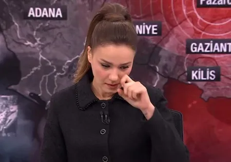 Her akşam aynı hüzün… A Haber Spikeri Cansın Helvacı canlı yayında gözyaşlarına hakim olamadı: En kısa aydı! Asır oldu...