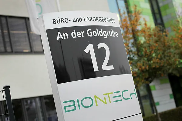 Kovid-19’a karşı buldukları aşının yüzde 90 etkili olduğunu duyuran BioNTech’e siber saldırı