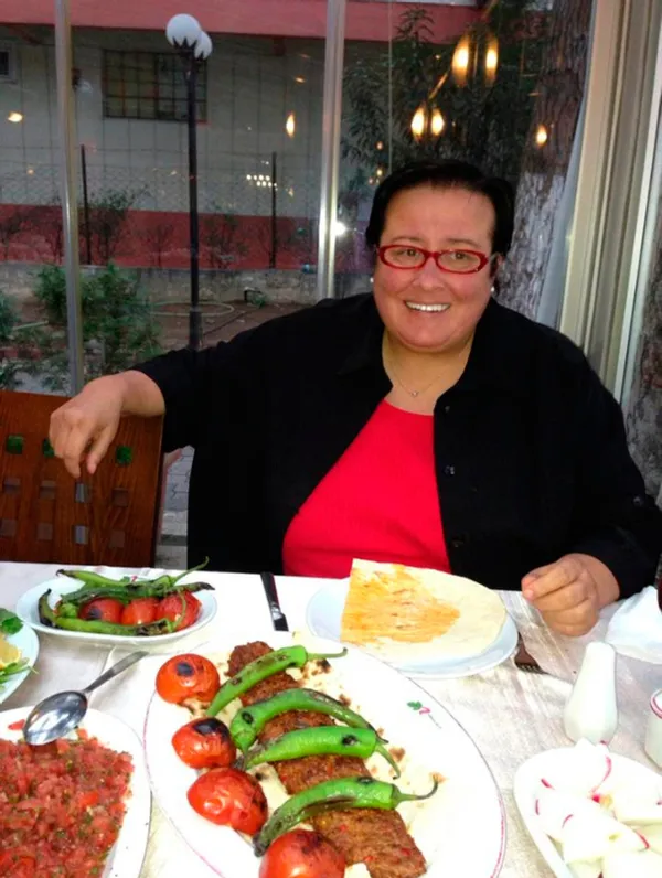 Son dakika: Akrep Nalan lakaplı Füsun Nalan Açın hayatını kaybetti