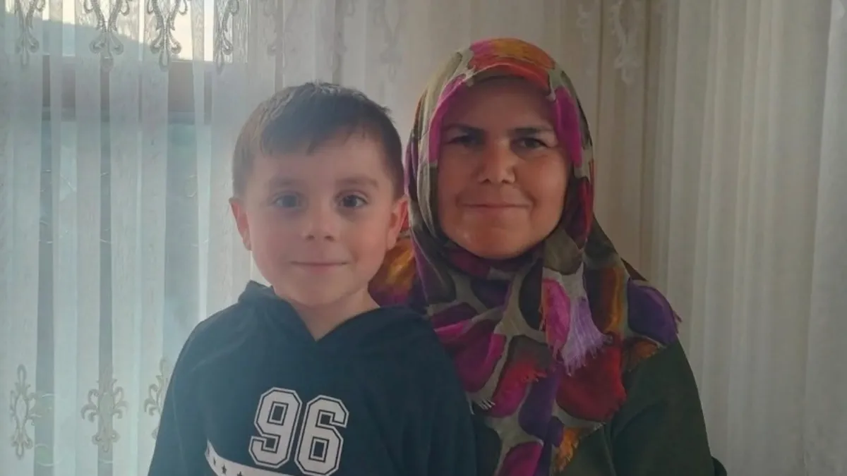 Kastamonu'da kaybolan anne ve 5 yaşındaki oğlu aranıyor
