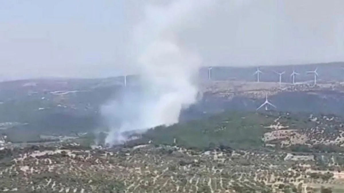 İzmir'de ormanlık alanda yangın! Havadan ve karadan müdahale ile alevler kontrol altında