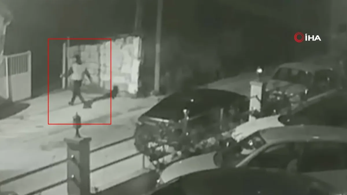 İnsanlık dışı olay | Yatalak ve felçli kardeşlerin evine hırsızlık! Güvenlik kameraları her şeyi kaydetti