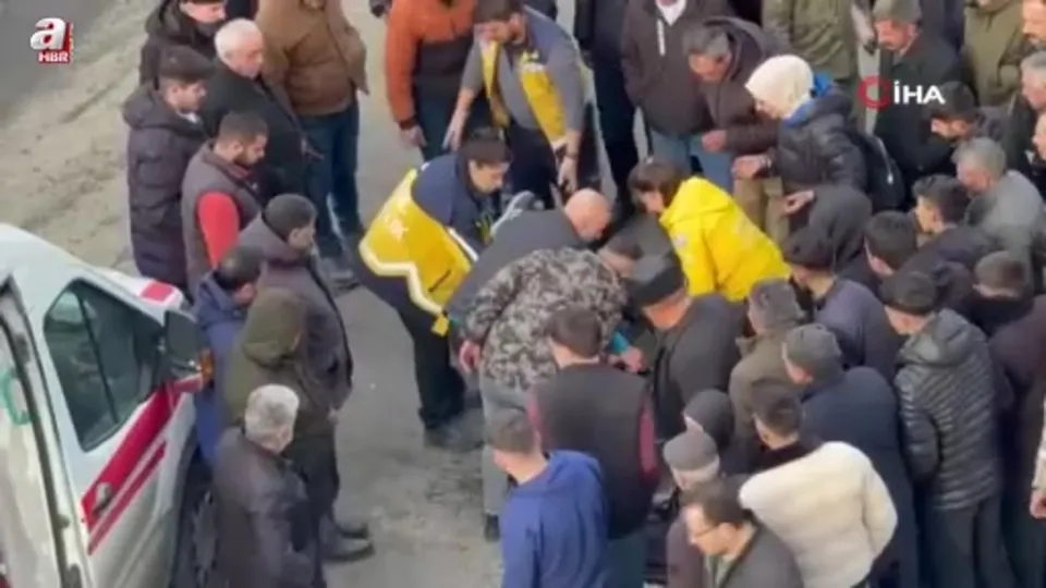 Kars’ta bıçaklı kavga