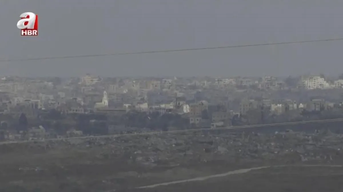 Katil İsrail kana doymuyor! Refah'a karadan saldırı sinyali | Mahalleler boşaltılıyor