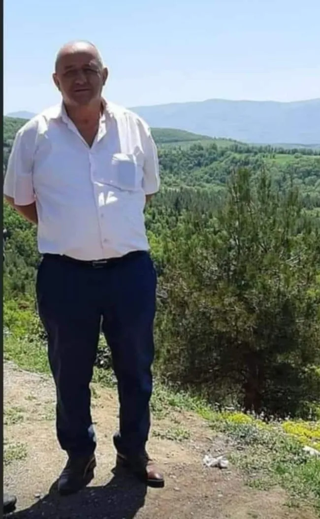 Tokat'ta 2 kardeş aynı gün koronavirüsten öldü - 3