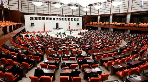son-dakika-2021-butce-kanunu-teklifi-tbmmde-kabul-edildi-1606506400536.jpg Son dakika: 2021 Bütçe Kanunu Teklifi TBMM'de kabul edildi - 1