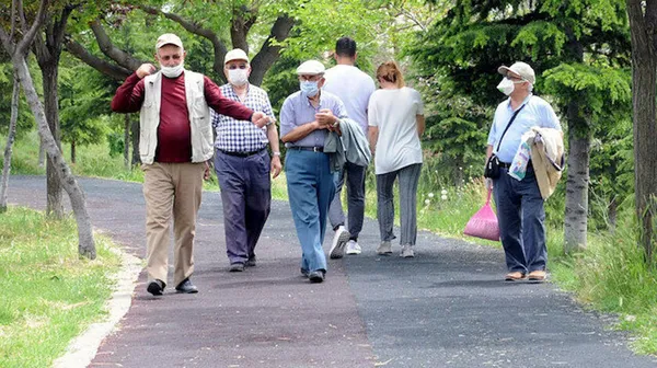 Sokağa çıkma kısıtlaması başladı! Ne zaman sona eriyor? Kimler muaf olacak? Kısıtlama döneminde nereler açık olacak?