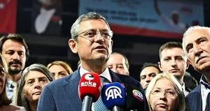 Özel’e 9 kişilik darbe!