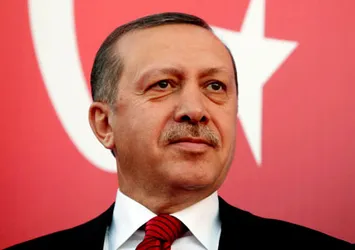 Erdoğan, altın madalya kazanan Ertürk'ü kutladı