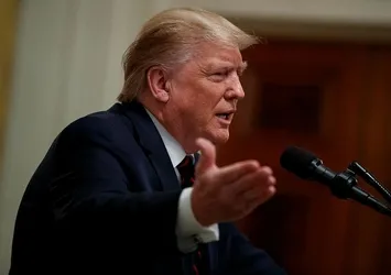 Trump, ABC News muhabirini rezil etti