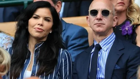 jeff-bezos-sevgilisi-kimdir-jeff-bezos-sevgilisi-lauren-sanchez-kim-jeff-bezos-leonardo-dicaprio-olayi-nedir-1636463545644.jpg Jeff Bezos sevgilisi kimdir? Jeff Bezos sevgilisi Lauren Sanchez kim? Jeff Bezos Leonardo DiCaprio olayı nedir? - 2