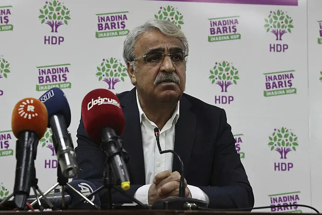 AYM Başkanı Zühtü Arslan HDP'nin kapatılması istemiyle açılan davada raportör görevlendirdi - 5