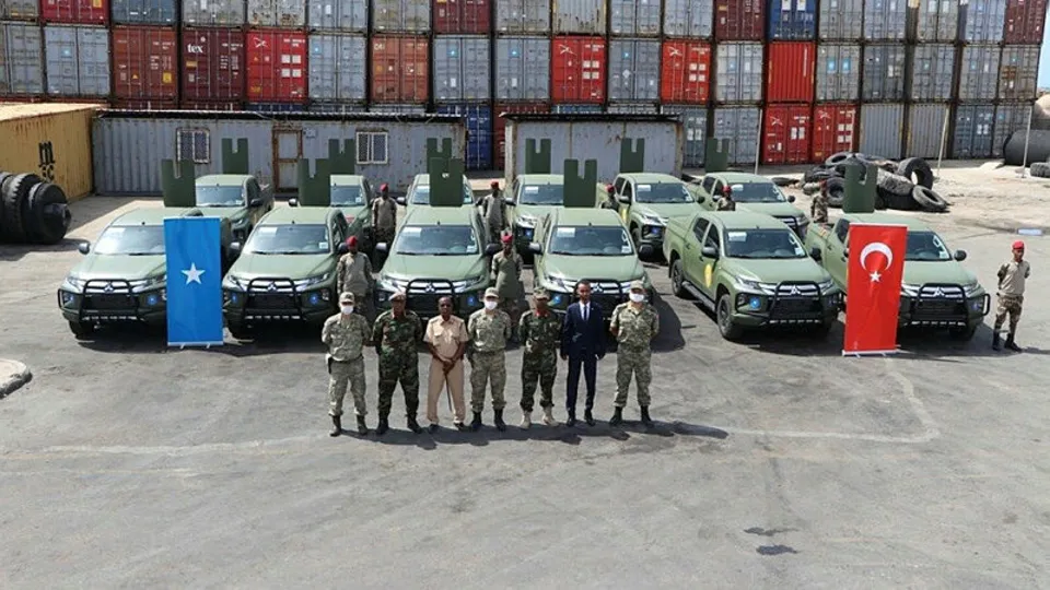 Türkiye'den Somali'ye zırhlı araç takviyesi