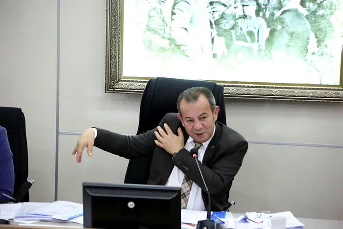 Son dakika: CHP’li Bolu Belediyesi’nin Yabancılara su dolarla, nikah 100 bin lira kararına inceleme başlatıldı