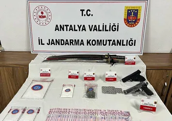 Antalya'da zehir tacirlerine geçit yok!