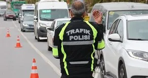 2024 Yılı yeni trafik cezaları ne kadar oldu? Ehliyetsiz araç kullanmak 12, drift yapmak 32 bin, alkollü araç kullanmak 6 bin TL’yi geçiyor.