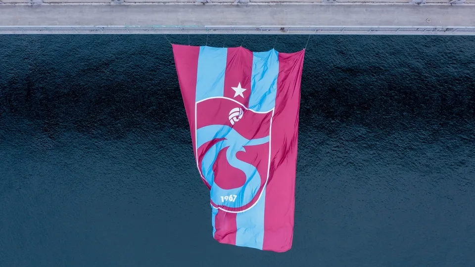 İstanbul Boğazı’nda Trabzonspor coşkusu!