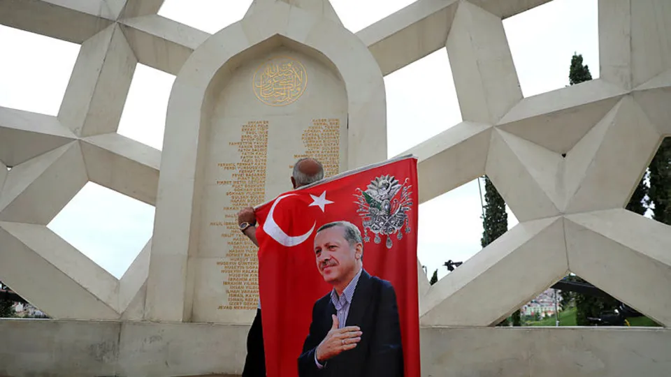 15 Temmuz Şehitler Makamı'nda ziyaretler başladı