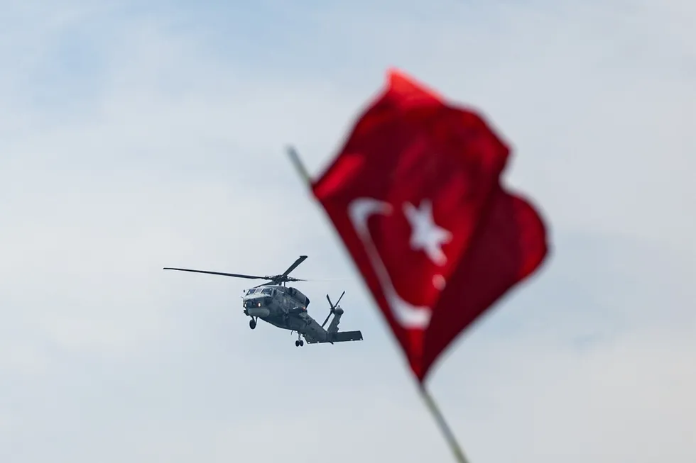 teknofest-mavi-vatan-kapilarini-golcukte-acti-milli-savunma-urunleri-sahnede-1787209262032.jpeg TEKNOFEST Mavi Vatan kapılarını Gölcük'te açtı! Milli savunma ürünleri sahnede - 2