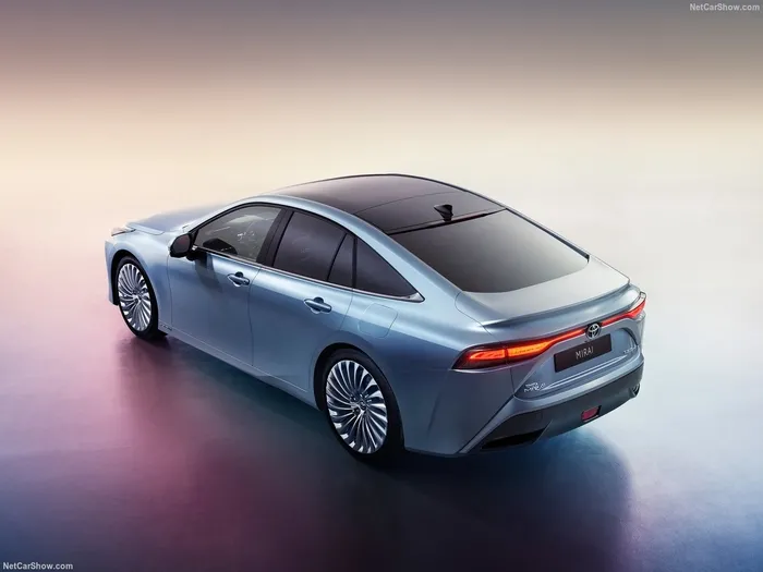 Toyota Mirai Guinness dünya rekorunu kırdı! Bakın bir depoyla kaç bin km gitti... - 5