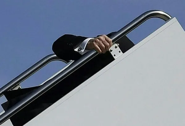 Trump Biden'ın düşmesini diline doladı! Bunu bekliyordum - 2