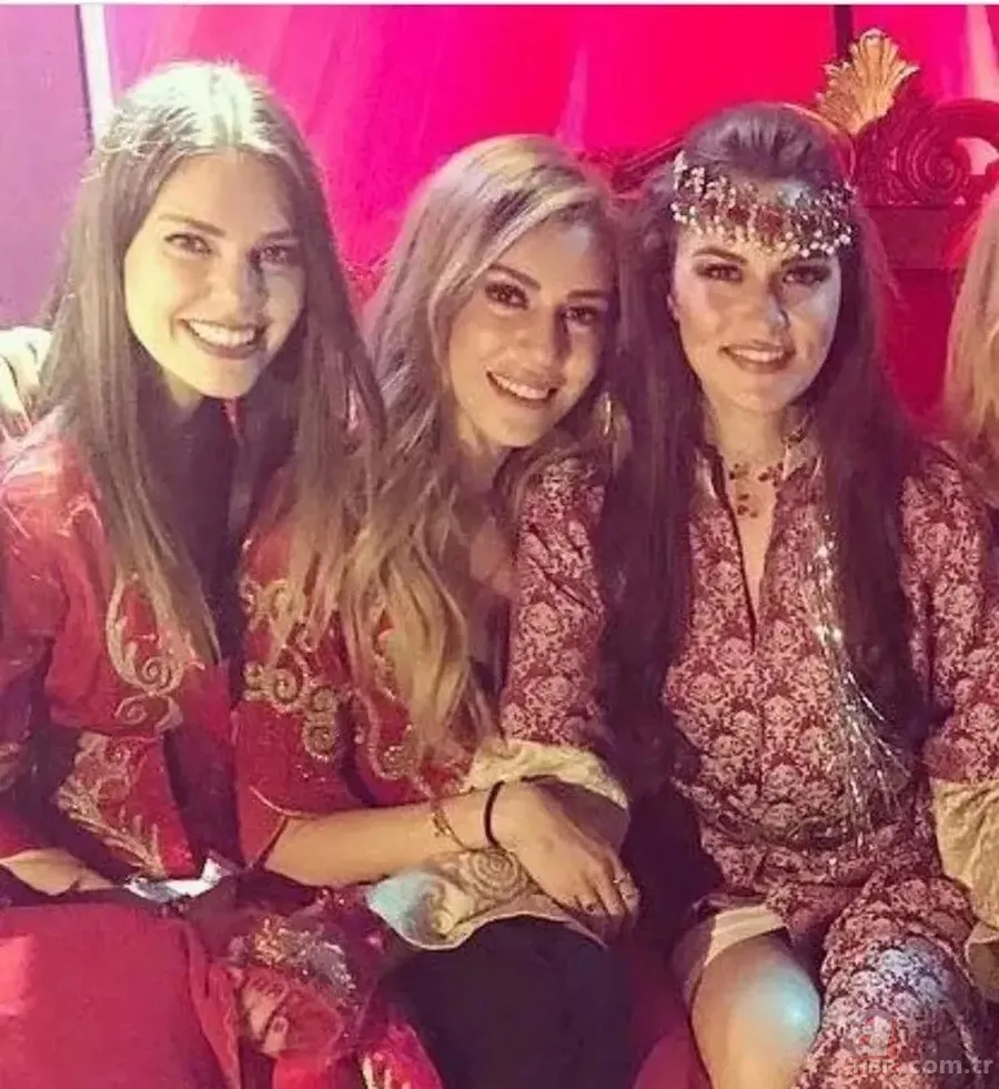 2017'deki pozun aynısı! Sinem Kobal Aslı Enver ve Fahriye Evcen bir araya geldi 2