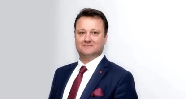 Kemal Kılıçdaroğlu’nun övgüler yağdırdığı 2 belediye başkanı da tutuklandı