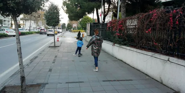 izmirde-39-buyuklugunde-deprem-son-depremler-1609384522120.jpg İzmir'de 3.9 büyüklüğünde deprem! Son depremler - 2
