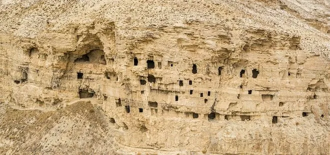 Sivas’ta binlerce yıllık apartman keşfedilmeyi bekliyor