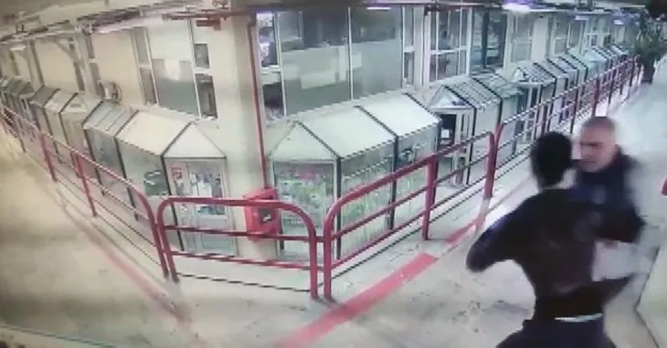 Şişli'de saldırdığı esnafı 12. kattan aşağı attı! Dehşet dolu anlar böyle kameraya yansıdı