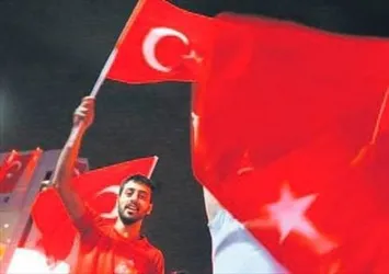 Avusturya’da Türk bayrağına yasak geldi