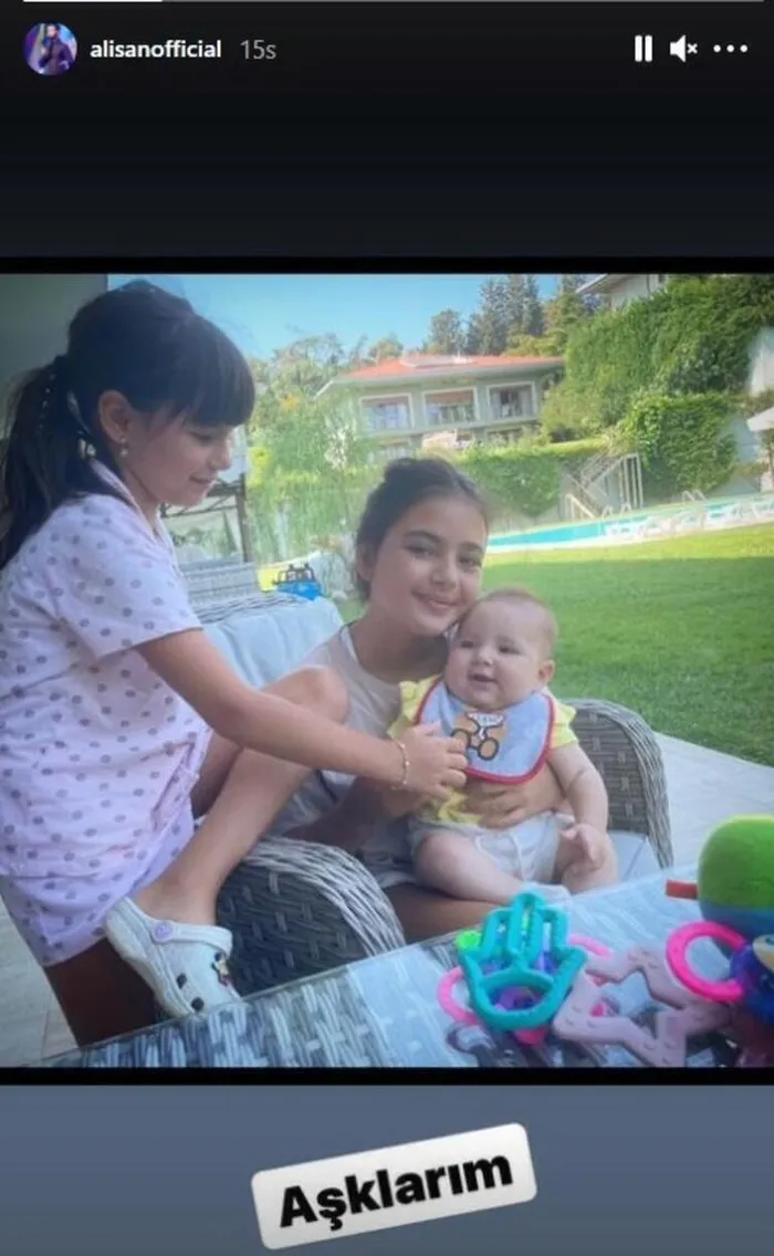 Kardeşi Selçuk Tektaş'ı kaybeden Alişan yeğenlerine babalık ediyor! Ellerini hiç bırakmadı - 6