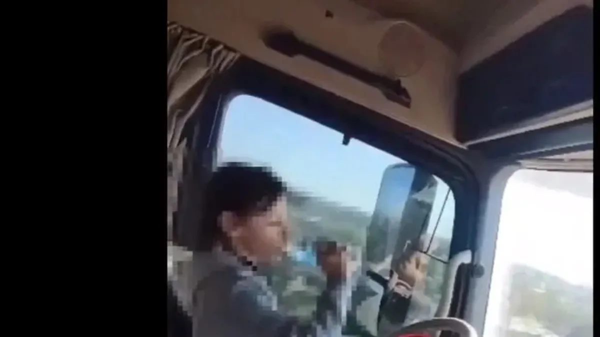 İzmir'de şaşkına çeviren görüntü! Kızına otobanda araç kullandıran babaya ceza
